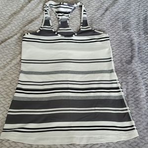 Lululemon Cool RacerbackVGUC, great condition. Size 10, no riptag